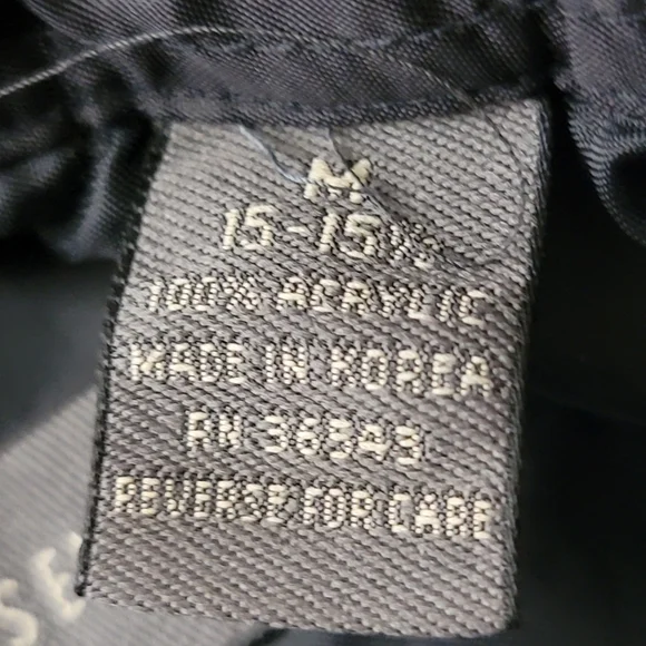 Vintage Van Heusen C.P.O. medium weight flannel shirt size medium - Picture 6 of 7